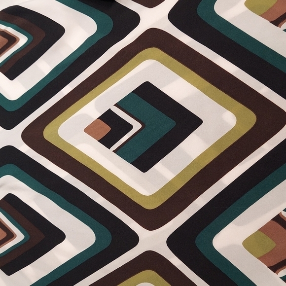 Maggie Barnes Geometric Green & Blue Blouse Size 2X - Picture 4 of 7